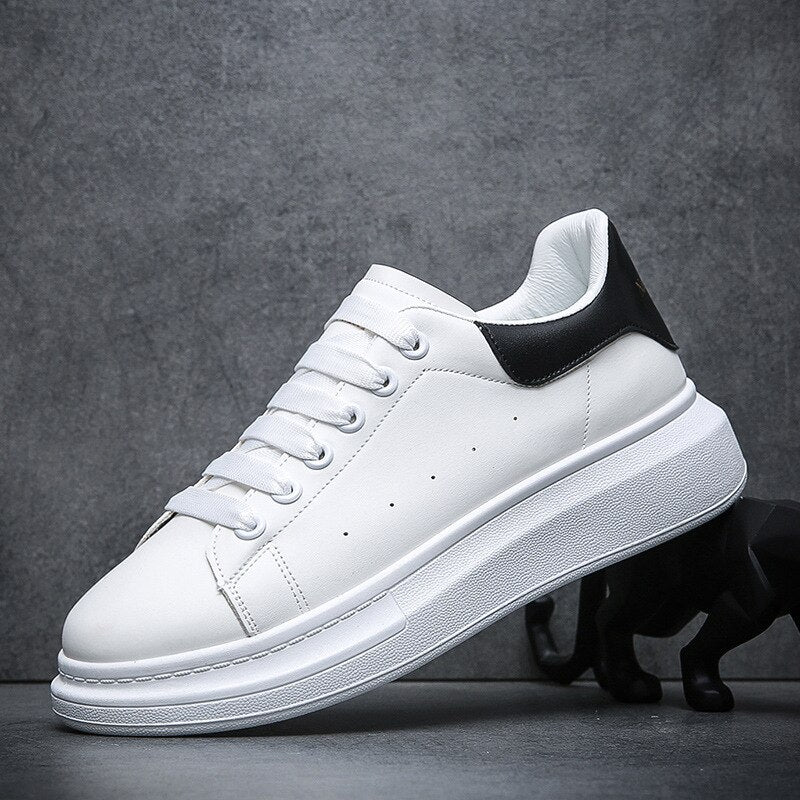 Męskie sneakersy do miejskich zestawień przez cały rok