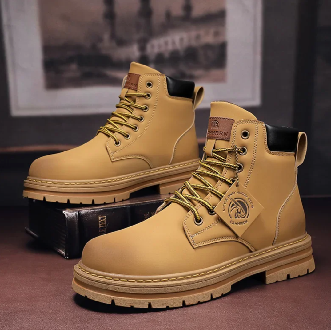 Męskie wysokie buty na jesienne i zimowe dni