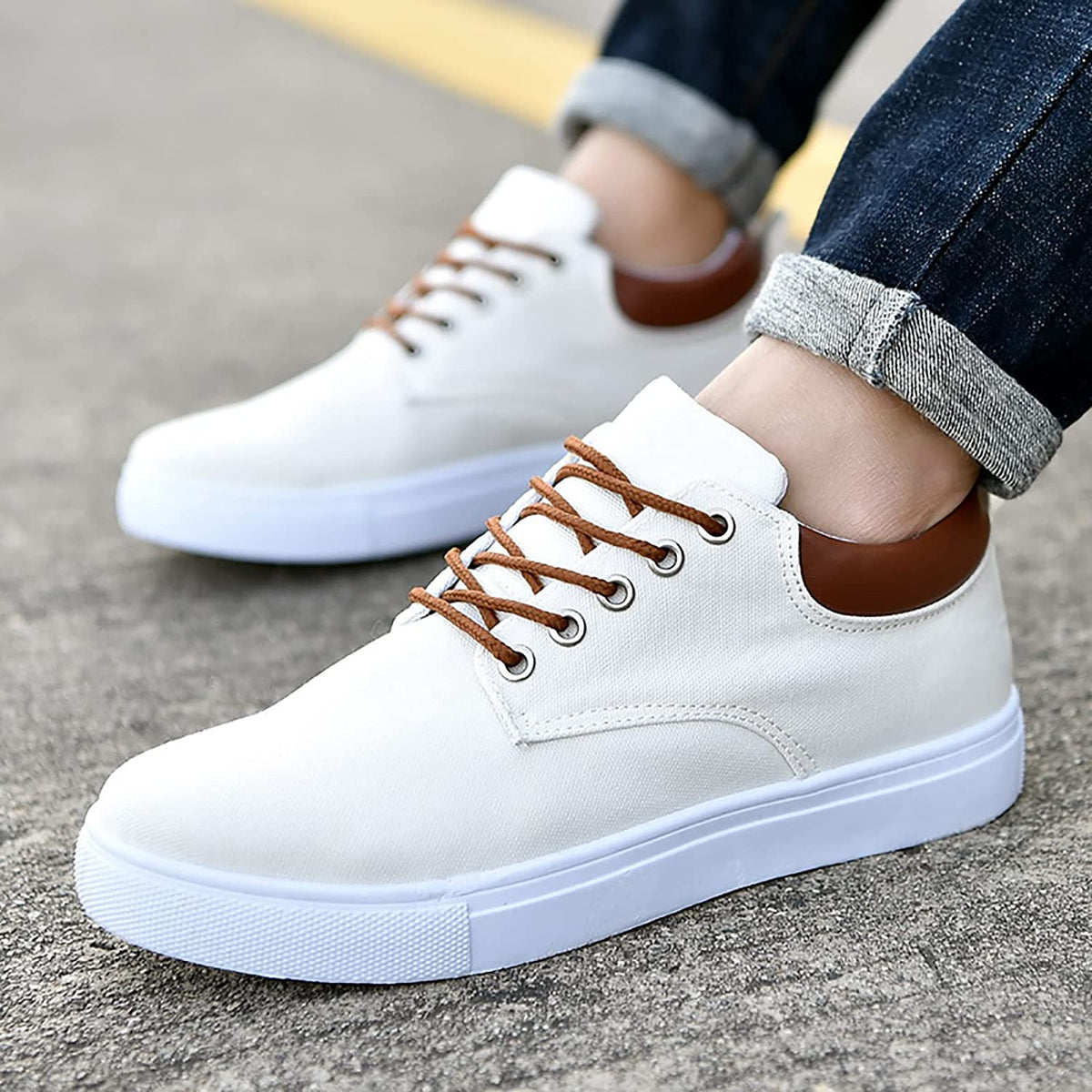 Sneakersy sznurowane do codziennych zestawów