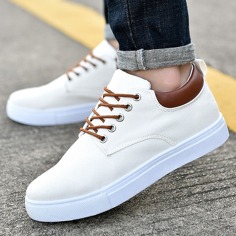 Sneakersy sznurowane do codziennych zestawów