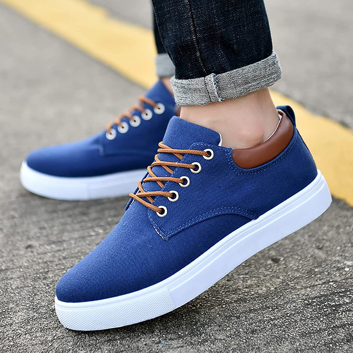Sneakersy sznurowane do codziennych zestawów