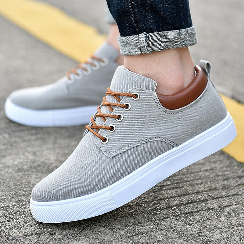 Sneakersy sznurowane do codziennych zestawów